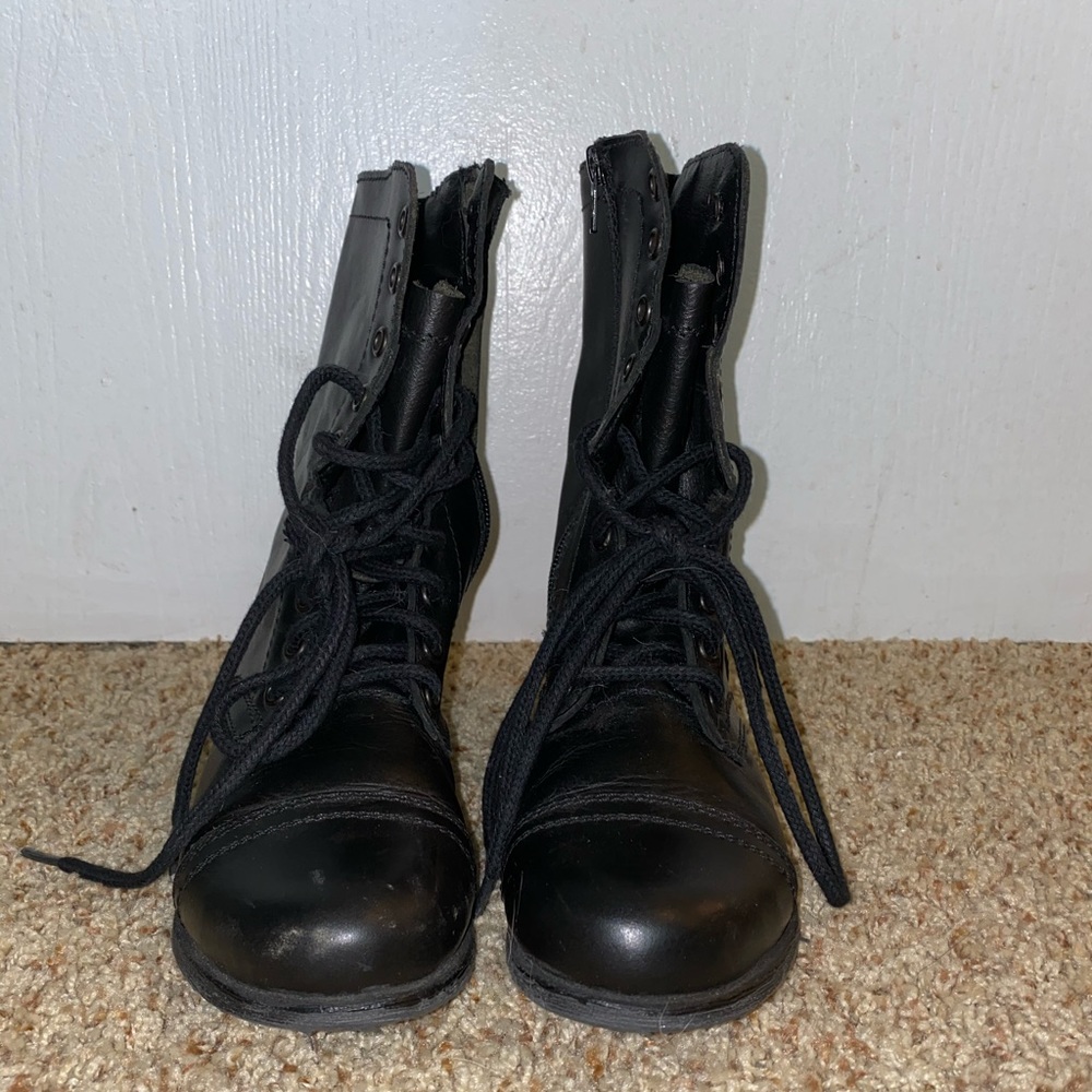 STEVE MADDEN Troopa Boots in Black